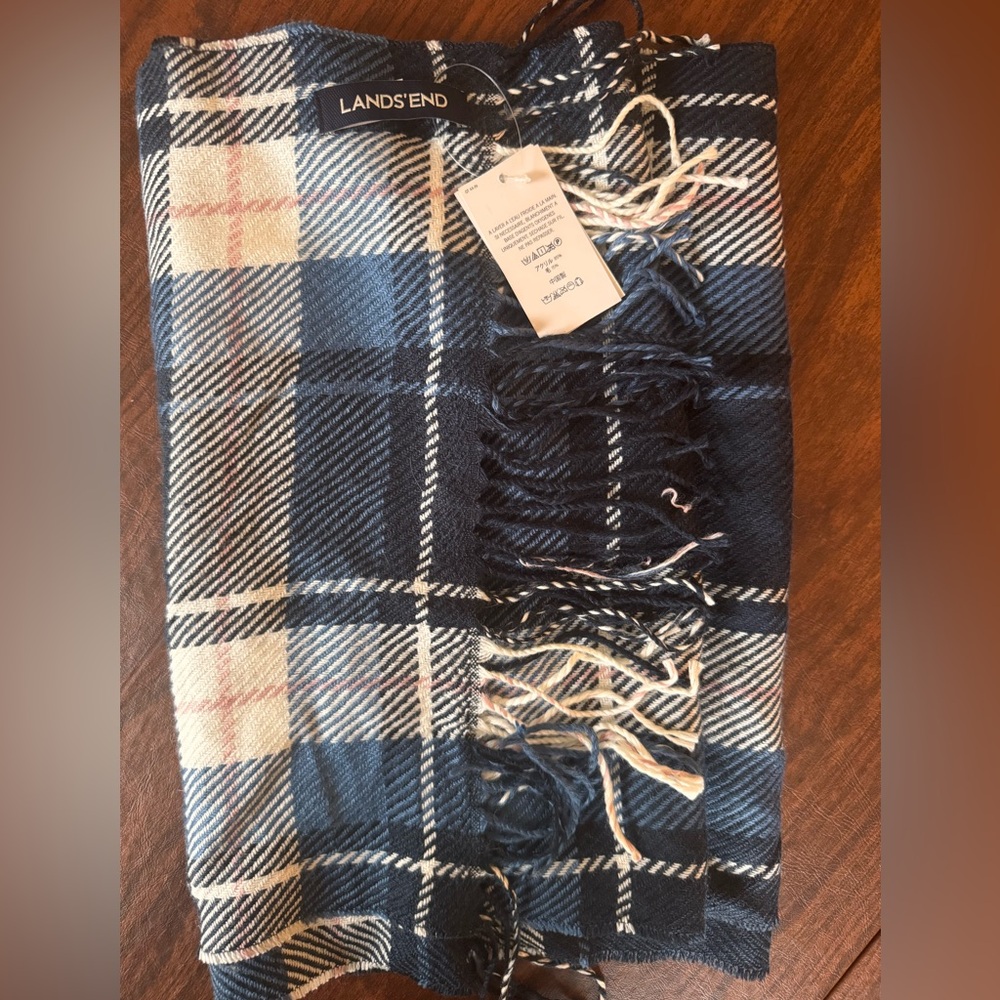 NWT - Lands' End Wool Blend Navy Pink and Cream Plaid Scarf - Picture 4 of 7